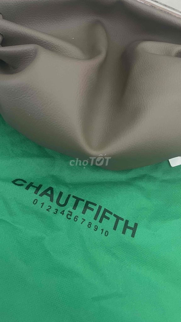 Thanh lý túi Chautfifth