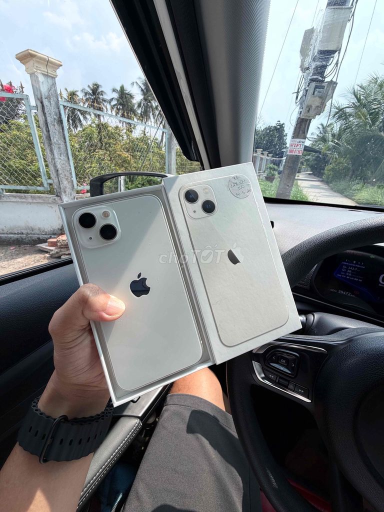 Apple iPhone 13 128GB Trắng VN 99%. Mua bán Điện thoại tại Thành phố Vĩnh Long Vĩnh Long được đăng bởi Nguyễn Phúc Hậu hình 1