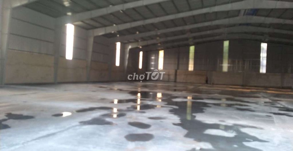 Cho thuê kho 1500m2, Pccc, Đường công 24/24. Tại Dĩ an, Bình dương