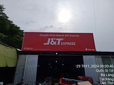 Chuyển phát nhanh J&T
