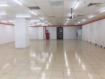 Cho thuê văn phòng chân đế khối đế thương mại One 18 NGọc Lâm