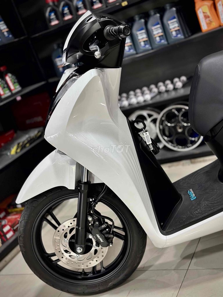 Sh125i 2024 Odo8k Lướt chính chủ ( Hỗ trợ GÓP ) 🔥🔥. Mua bán Xe máy tại Thị xã Phú Mỹ Bà Rịa - Vũng Tàu được đăng bởi Cửa Hàng Xe Máy Phú Mỹ hình 5