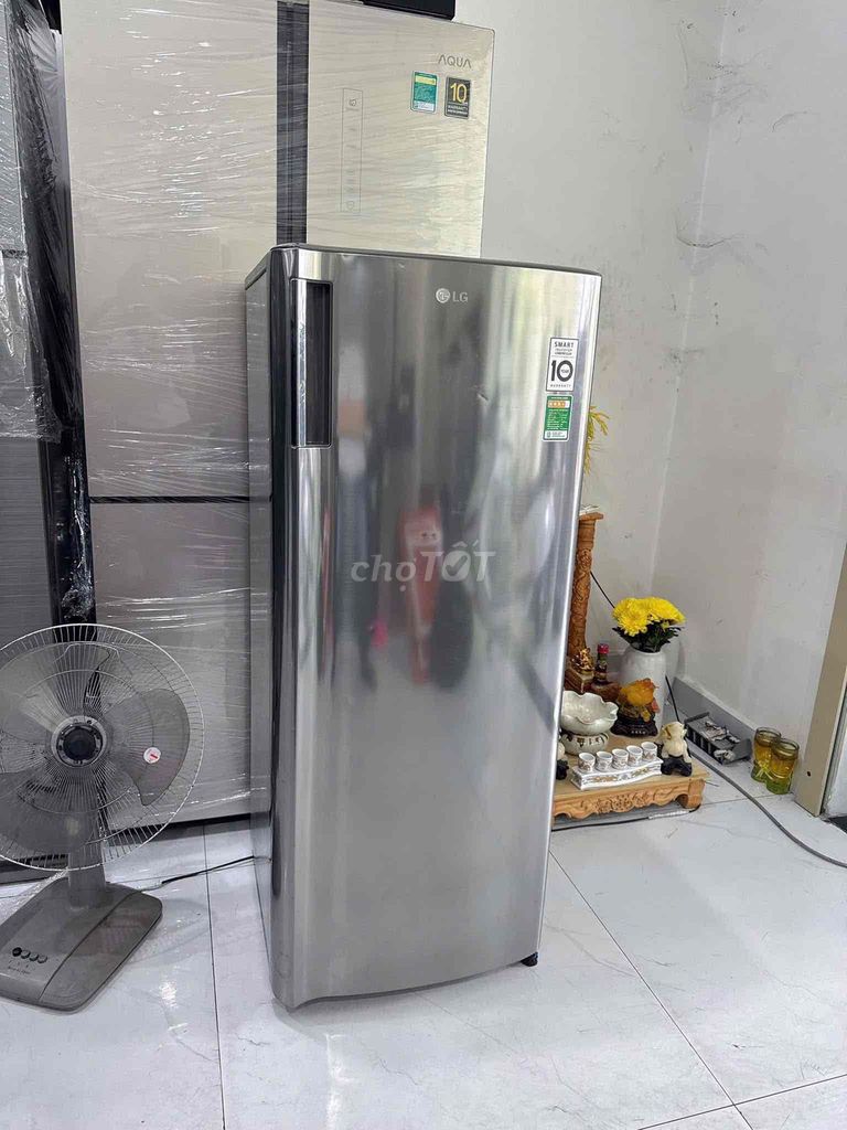 Tủ đông LG 165L Bạc Còn mới. Mua bán Tủ lạnh tại Thành phố Thủ Dầu Một Bình Dương được đăng bởi Hiểu Nghi hình 1