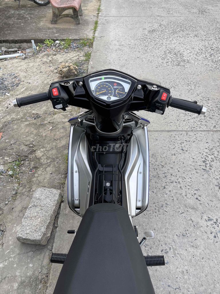 Cần Bán Exciter 2010 Xe dọn Mới máy Làm Zin Êm. Mua bán Xe máy tại Huyện Lai Vung Đồng Tháp được đăng bởi Trương Hữu Phát hình 2