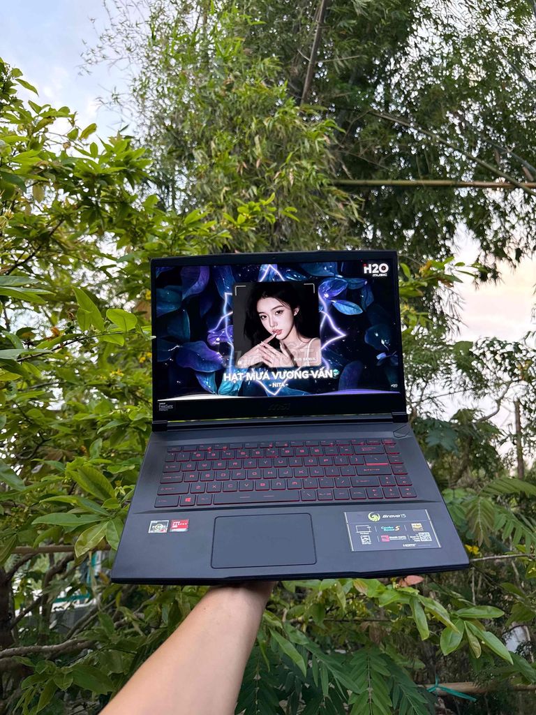 🔥 Laptop Gaming MSI Bravo 15 – Chiến Game Mượt 🔥. Mua bán Laptop tại Thành phố Vĩnh Long Vĩnh Long được đăng bởi Ngà Trần hình 1