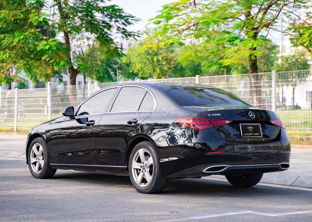 Mercedes Benz C Class 2022 C200 Avantgarde - 36000. Mua bán Ô tô tại Quận Thanh Xuân Hà Nội được đăng bởi Anhtuanle hình 3