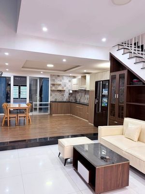 Rent · 3 bd · 100 м² · Quận Ngũ Hành Sơn, ул. Đường Nước Mặn 5