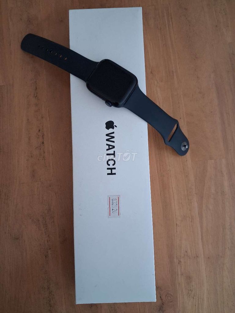 Apple Watch SE 2023 44mm Đen. Mua bán Thiết bị đeo thông minh tại Thành phố Thủ Đức Tp Hồ Chí Minh được đăng bởi Congthanh Le hình 1