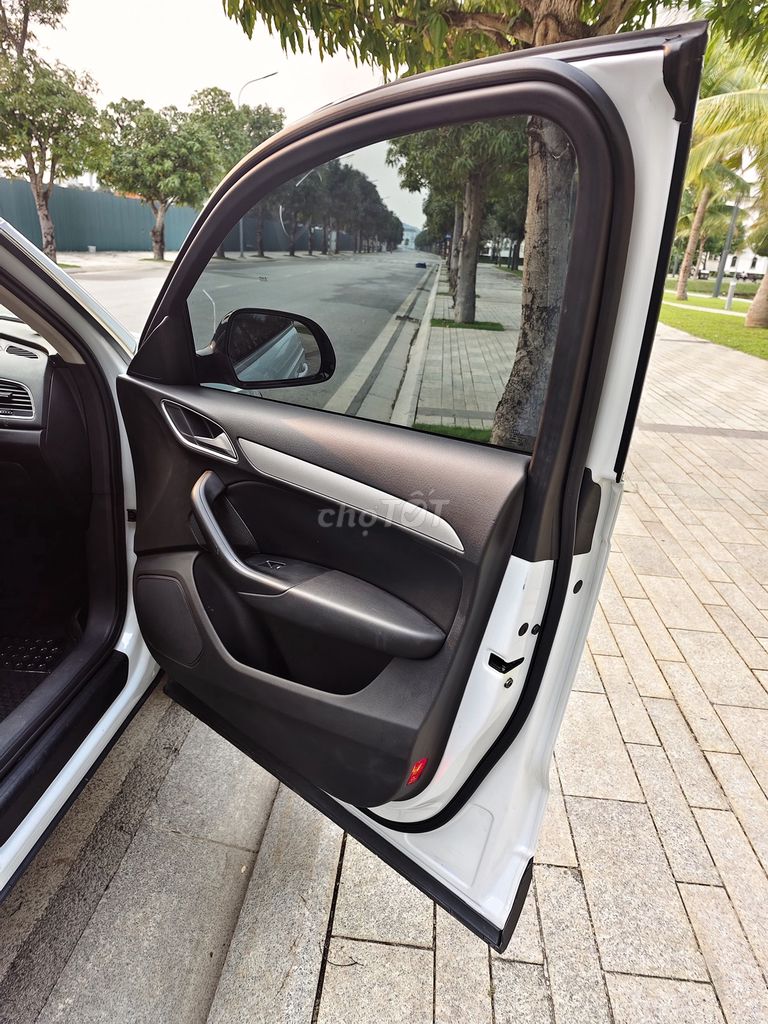 Audi Q3 2012 2.0 TFSI Quattro - 99998 km. Mua bán Ô tô tại Quận Bắc Từ Liêm Hà Nội được đăng bởi Hoàng Duy Tùng hình 12