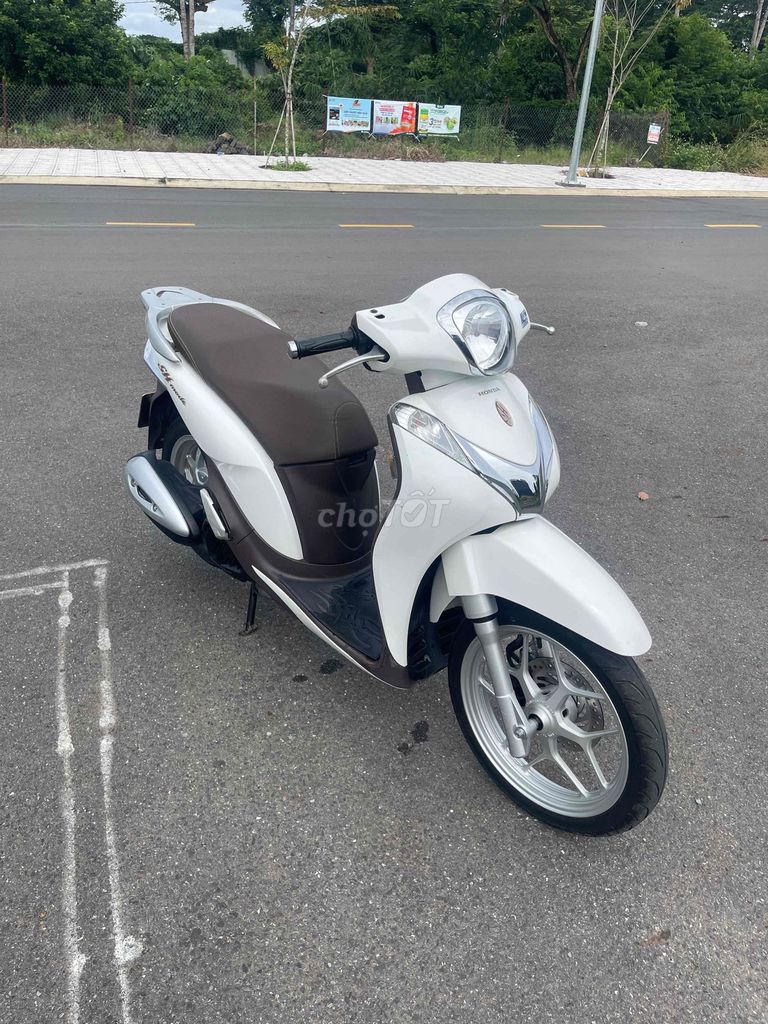 cần bán sh mode mới keng ngay chủ. Mua bán Xe máy tại Huyện Tân Phú Đồng Nai được đăng bởi Lê thê đai hình 15