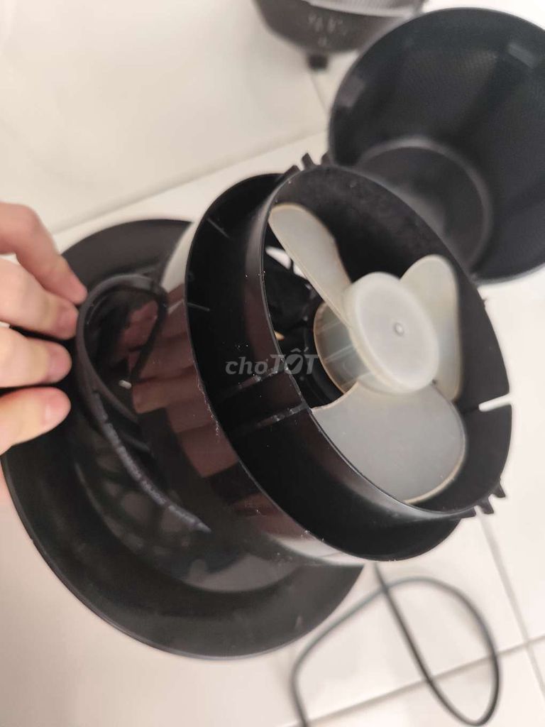 Đèn bắt côn trùng, muỗi Rạng Đông Đen. Mua bán Đèn tại Quận 6 Tp Hồ Chí Minh được đăng bởi Nhi hình 1