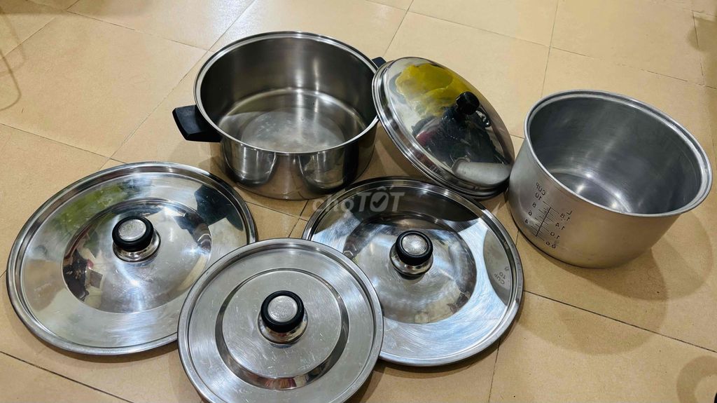 bộ 1 nồi inox 28cm, 1 nồi nhôm, 3 nắp inox lẻ