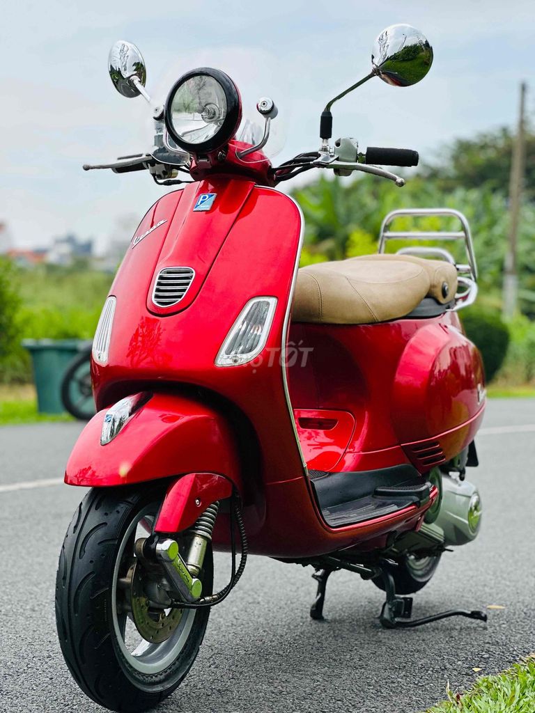 vespa LXV 125cc biển số phong thỷ. Mua bán Xe máy tại Quận Gò Vấp Tp Hồ Chí Minh được đăng bởi Nguyễn Hoàng Mua Bán Xe hình 3