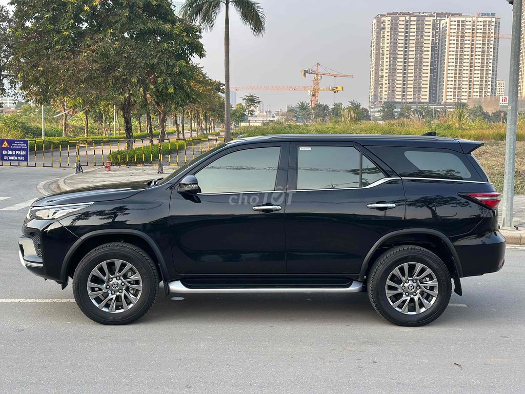 Toyota Fortuner 2021 2.7V 4x4 2 Cầu Máy Xăng Nhập. Mua bán Ô tô tại Quận Cầu Giấy Hà Nội được đăng bởi Vũ Kiên hình 5