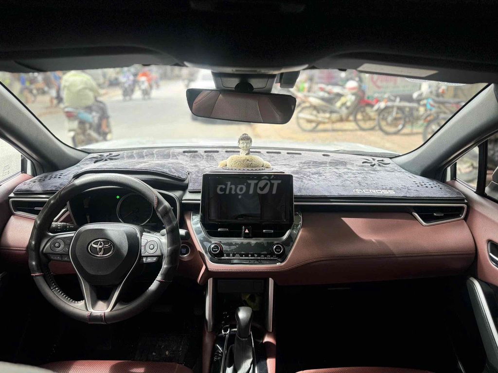 Toyota Corolla Cross 2023 1.8V - 30000 km. Mua bán Ô tô tại Thành phố Thủ Đức Tp Hồ Chí Minh được đăng bởi Nguyễn Anh Triết hình 6