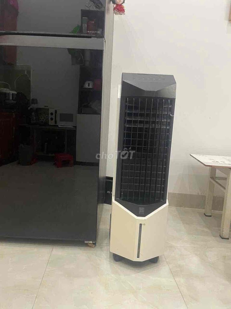 Quạt nước Boss Còn dùng tốt và mới. Mua bán Quạt tại Quận Cẩm Lệ Đà Nẵng được đăng bởi ngothuthao hình 1