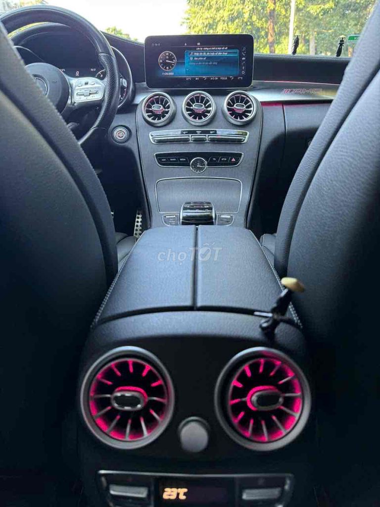 Mercedes Benz C Class 2020 C300 AMG - 56000 km-Vip. Mua bán Ô tô tại Quận Cầu Giấy Hà Nội được đăng bởi TRUNG HIẾU AUTO hình 19