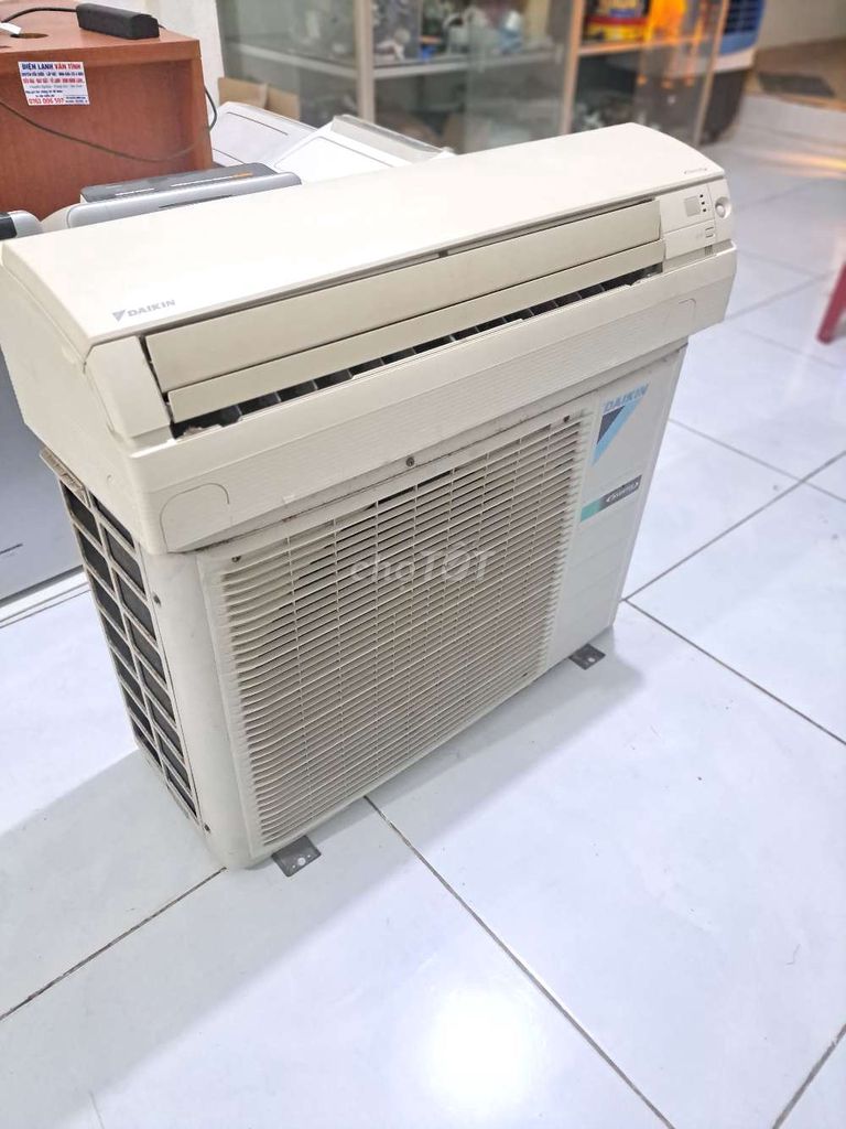 Điều hòa daikin 1 ngựa inverter làm lạnh rất tốt