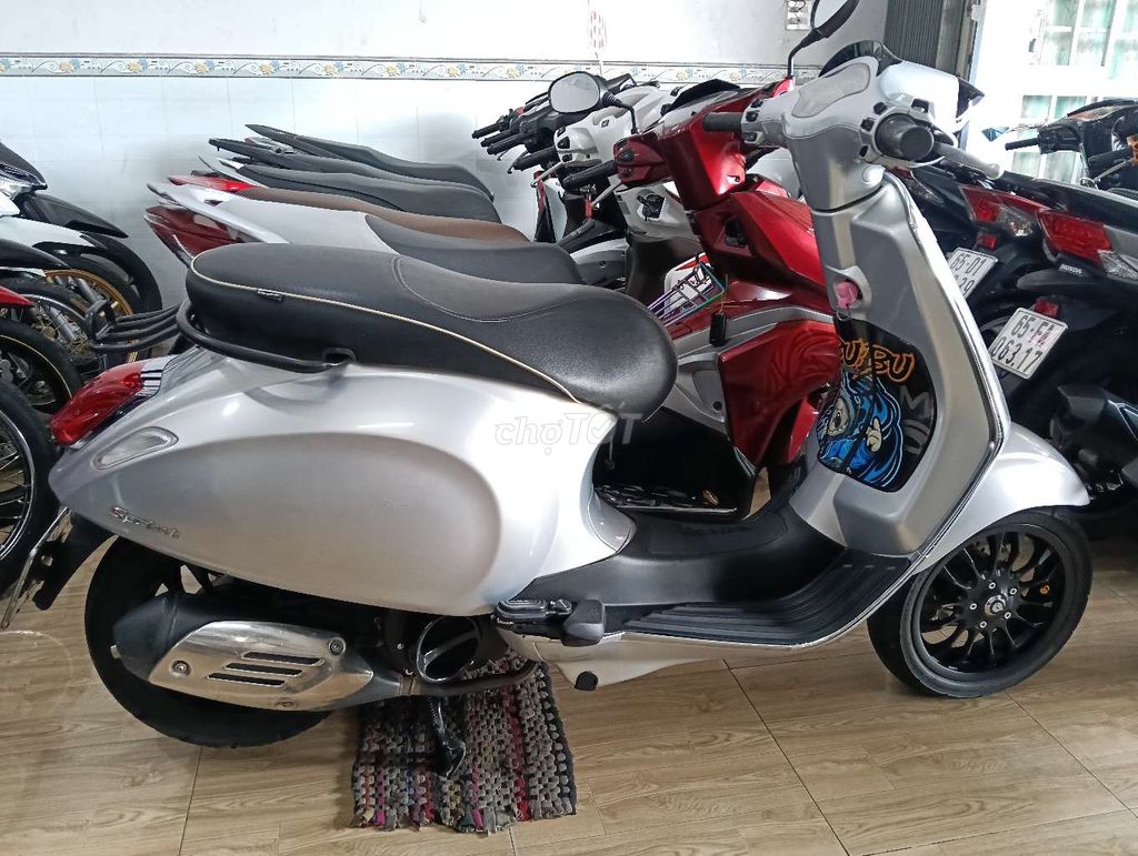 Vesp Sprint. Đèn vuông, bs65,xe zin đẹp lắm. Mua bán Xe máy tại Quận Ninh Kiều Cần Thơ được đăng bởi Ti hình 4