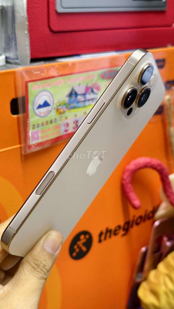 Apple iPhone 16 Pro Max 256GB Sa Mạc VN 99.99%. Mua bán Điện thoại tại Quận 4 Tp Hồ Chí Minh được đăng bởi Nguyễn Nhân hình 1