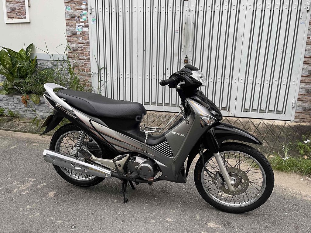 Future Neo kim 2006 bstp đầu nồi zin máy siêu ngon. Mua bán Xe máy tại Quận Bình Tân Tp Hồ Chí Minh được đăng bởi HUY hình 1