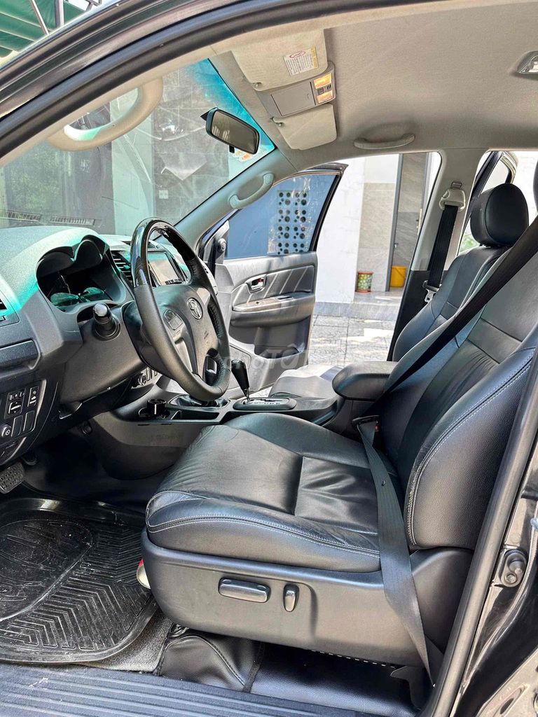 Toyota Fortuner 2015 2.7V 4x4 - 170000 km. Mua bán Ô tô tại Quận Sơn Trà Đà Nẵng được đăng bởi Châu Nguyễn hình 9