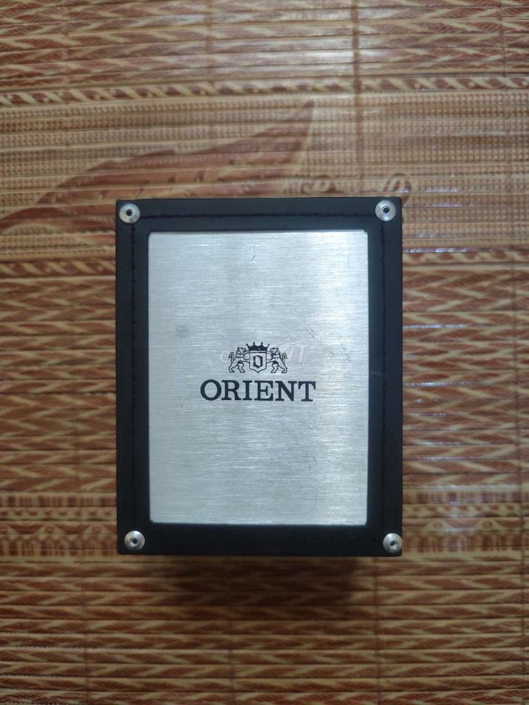 Orient SSZ3W001W0 Nữ Kim loại Bạc Vàng. Mua bán Đồng hồ tại Quận Ba Đình Hà Nội được đăng bởi Nguyễn Văn Tiệp  hình 1