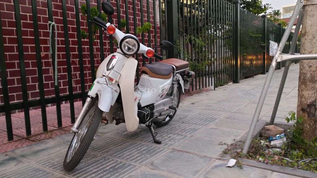 Cup j-Pan Taya 50cc Đời 2024 , giấy tờ chính chủ. Mua bán Xe máy tại Quận Long Biên Hà Nội được đăng bởi HOANG hình 2