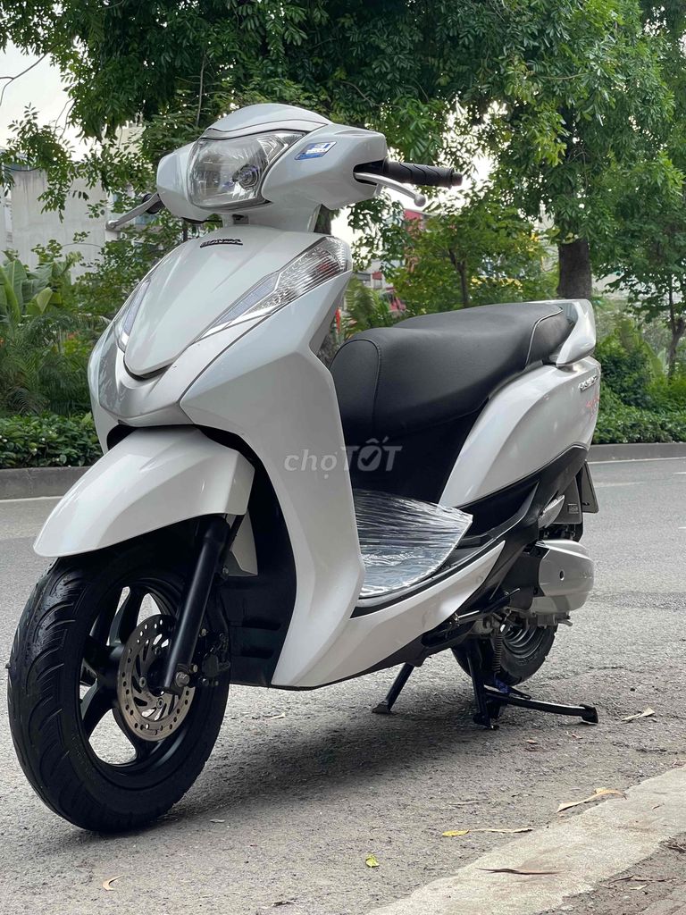 LEAD 125 biển rất tươi. Mua bán Xe máy tại Quận Đống Đa Hà Nội được đăng bởi Hà hình 6