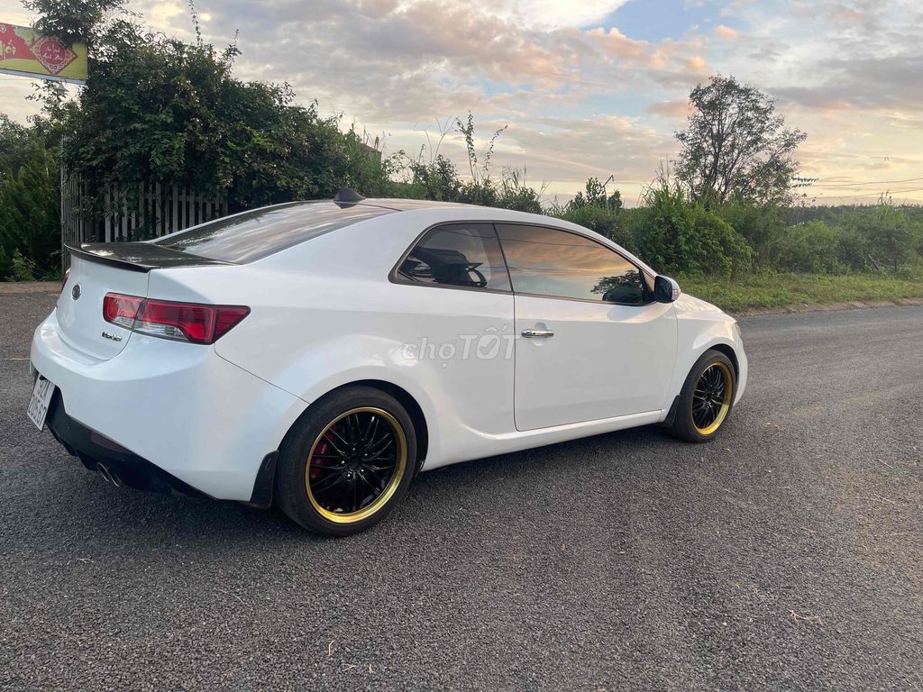 Kia Forte 2010 Koup 2.0 AT - 90000 km. Mua bán Ô tô tại Huyện Chư Sê Gia Lai được đăng bởi Nhật hình 3