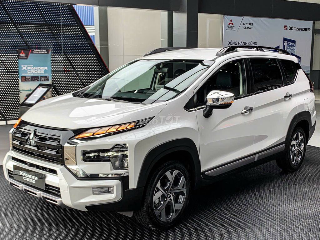 MITSUBISHI XPANDER CROSS ƯU ĐÃI LÊN ĐẾN 60 TRIỆU