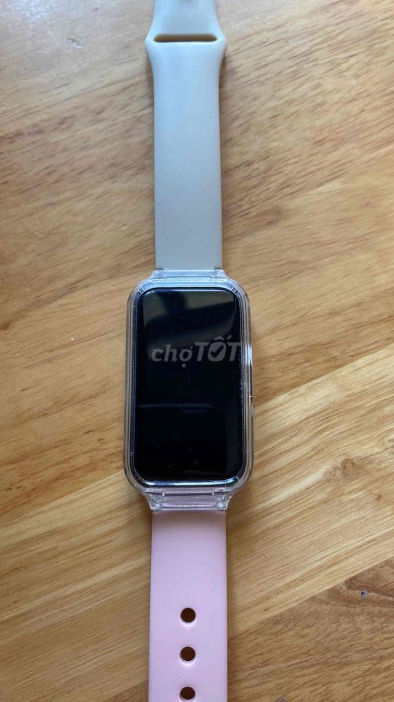 Huawei Band 8 - Bán xác. Mua bán Thiết bị đeo thông minh tại Thành phố Dĩ An Bình Dương được đăng bởi Tuyen hình 1