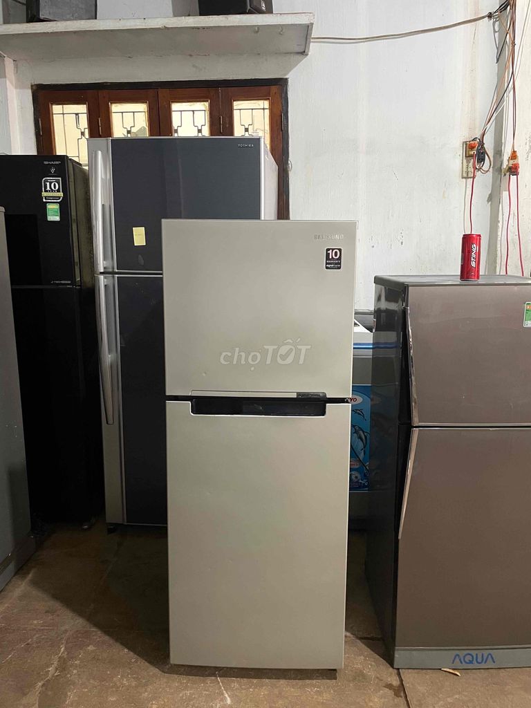 Thanh lý Tủ Lạnh Samsung 215Lít inverter