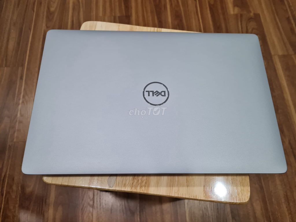 Dell Latitude 5511 i7 10850H 16/512 VGA MX250 USA