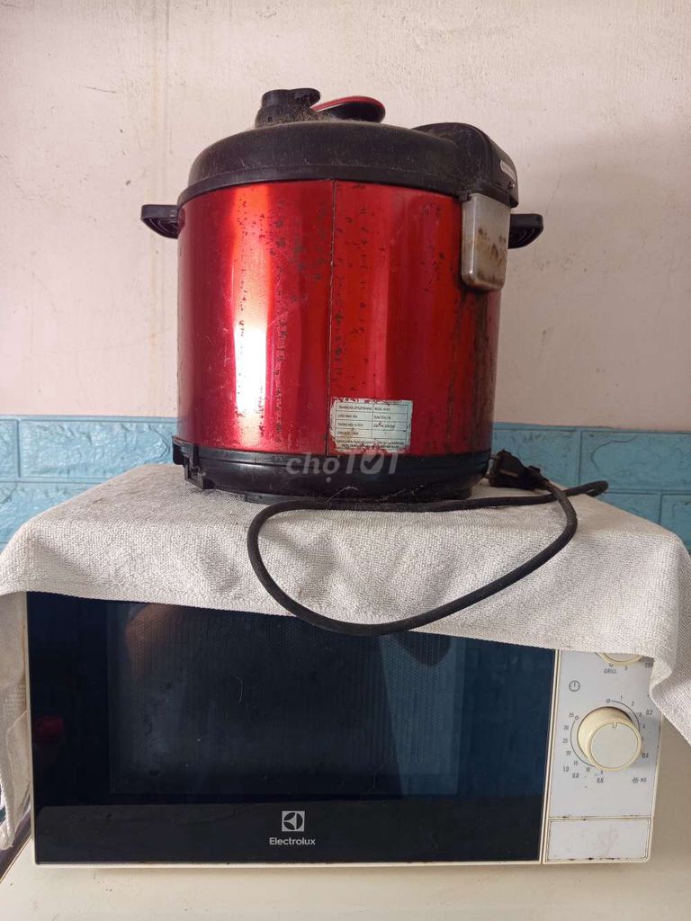 Lò vi sóng Electrolux Đa chức năng vs Nồi Áp Suất. Mua bán Bếp, lò, đồ điện nhà bếp tại Thành phố Bà Rịa Bà Rịa - Vũng Tàu được đăng bởi Quân hình 1