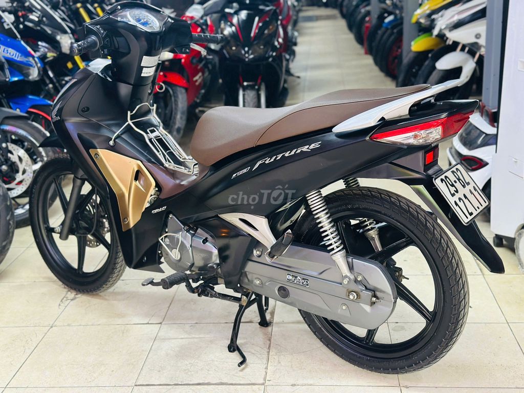XE MÁY THỊNH PHÁT - HONDA FUTURE ĐEN NHÁM BIỂN 29. Mua bán Xe máy tại Quận Bắc Từ Liêm Hà Nội được đăng bởi XE MÁY THỊNH PHÁT XE LƯỚT GIÁ RẺ hình 3