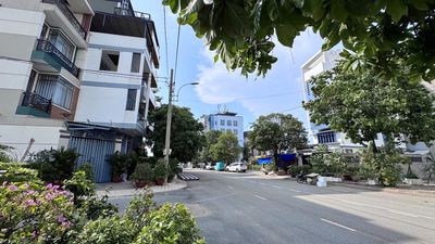 Bán đất mặt tiền An Phú Đông 13, quận 12