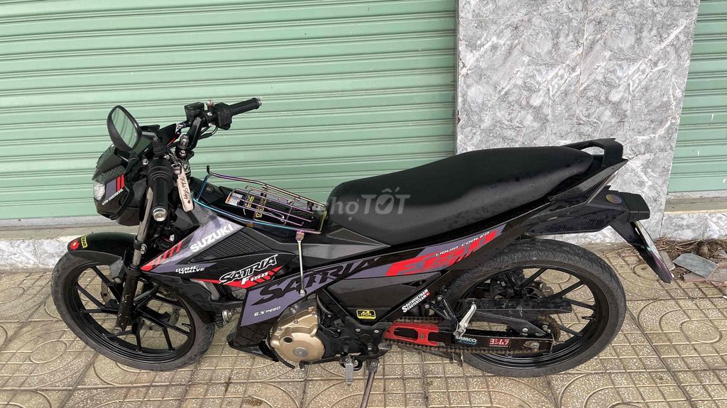 cần ra đi em satira bstp cho ae nào hợp nhãn lh em. Mua bán Xe máy tại Quận Bình Tân Tp Hồ Chí Minh được đăng bởi nguyễn tấn lộc hình 1