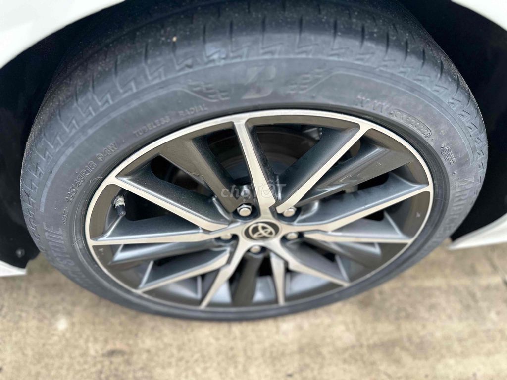 Toyota Camry 2022 2.5Q - Trắng ngọc trai HÃNG BH. Mua bán Ô tô tại Quận Bình Thạnh Tp Hồ Chí Minh được đăng bởi phuongneo hình 5