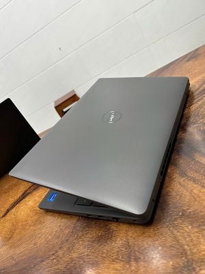 Dell latitude 3540, core i5 1335U, 16G, 256G. Mua bán Laptop tại Quận Tân Bình Tp Hồ Chí Minh được đăng bởi Nguyễn Phi triều