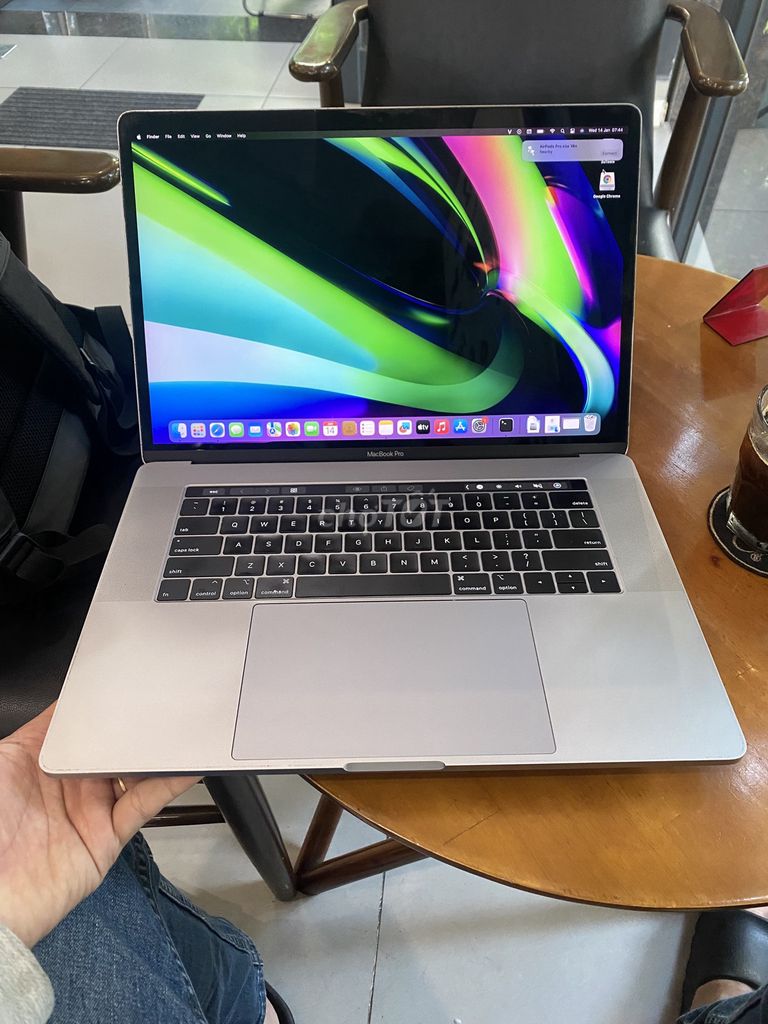 Apple Macbook Pro 2017 i7 15.6 inch 16GB/256GB. Mua bán Laptop tại Quận Tân Phú Tp Hồ Chí Minh được đăng bởi Nicemac hình 1