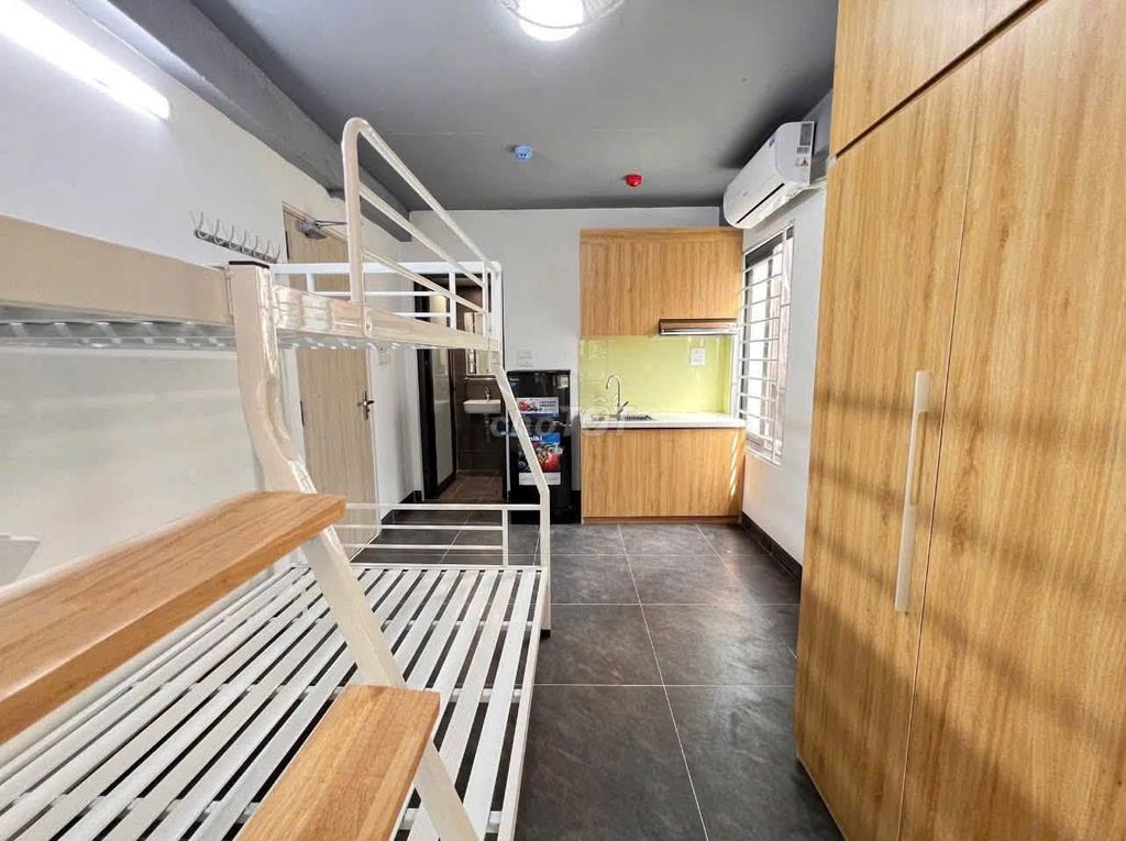Номер в хостеле 76, Винь Хунг, Хоанг Май, меблированный