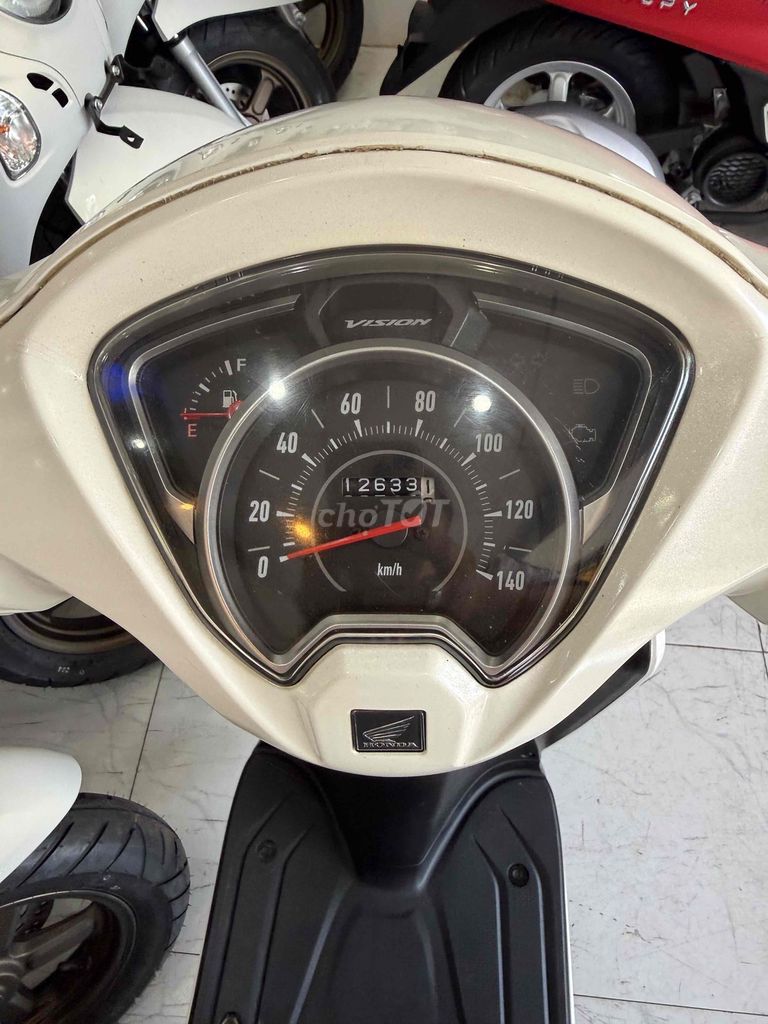 VISION 2019 - Xe Zin - BẢN ĐẶC BIỆT Khoá Smakey. Mua bán Xe máy tại Thành phố Rạch Giá Kiên Giang được đăng bởi XE MÁY CŨ TÂN 128 hình 9