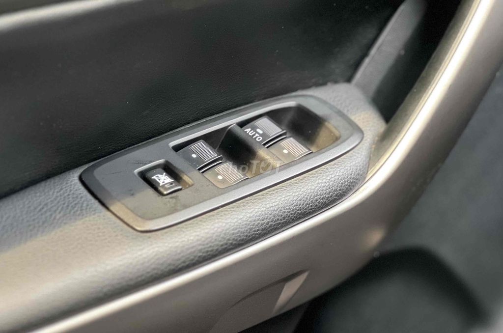 XLS AT SIÊU CỌP 1 CHỦ - Chất xe đẹp - Sơn zin 100%. Mua bán Ô tô tại Quận Gò Vấp Tp Hồ Chí Minh được đăng bởi DH AUTO FORD CHUYÊN XE FORD LƯỚT CHẤT LƯỢNG CAO hình 17