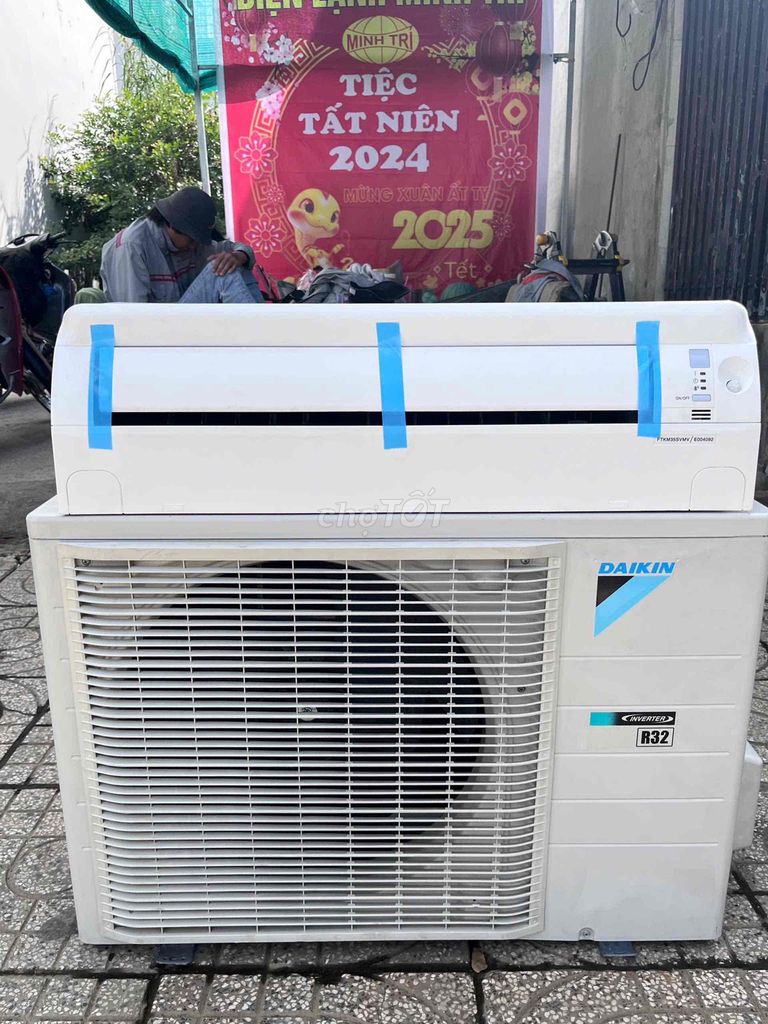 Máy lạnh Daikin inverter 1.5hp mới 90%