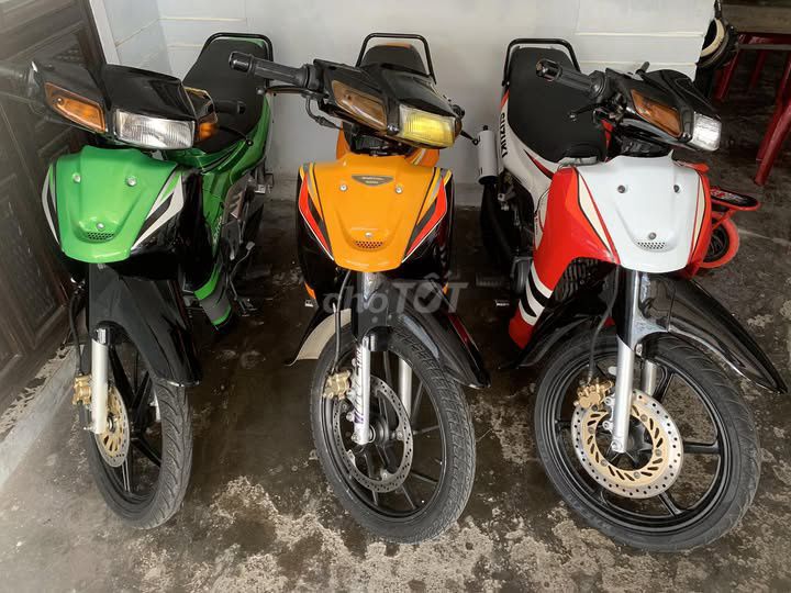 Satria 2000 , máy full 120 , 5 và 6 số ( tùy xe ). Mua bán Xe máy tại Thành phố Huế Thừa Thiên Huế được đăng bởi Bình Minh hình 1