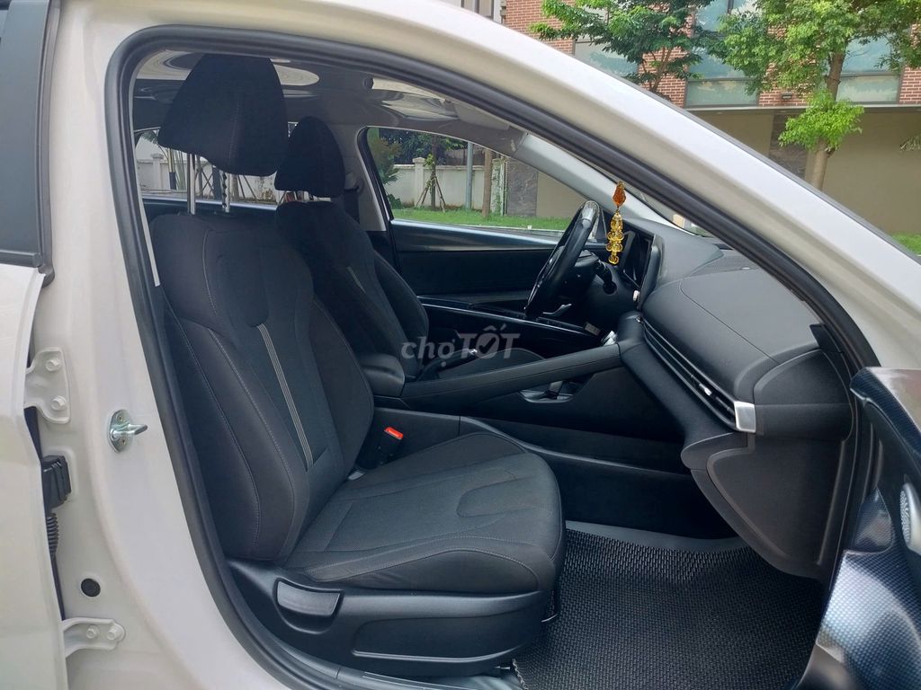 Hyundai Elantra 1.6AT tiêu chuẩn – Sản xuất 2022. Mua bán Ô tô tại Quận 11 Tp Hồ Chí Minh được đăng bởi HOÀNG HÀ hình 7