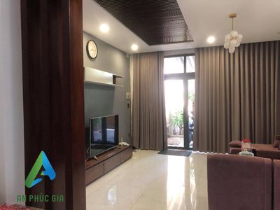 Rent · 3 bd · 105 м² · Quận Ngũ Hành Sơn, ул. Đường Lê Văn Thủ