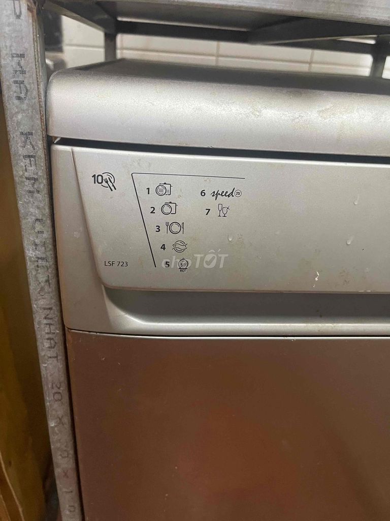 Máy rửa bát Ariston LSF723 Châu Âu 2 dàn. Mua bán Bếp, lò, đồ điện nhà bếp tại Quận Cầu Giấy Hà Nội được đăng bởi BTTHONG hình 1