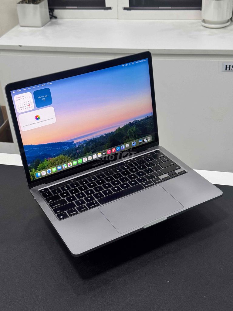 MacBook Pro M1 16GB/512GB máy sạch phím Us. Mua bán Laptop tại Quận 10 Tp Hồ Chí Minh được đăng bởi Viễn Huy Shop hình 1